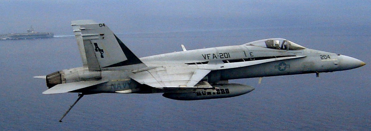 vfa-201 hunters strike fighter squadron us navy reserve f/a-18a hornet 19 carrier qualifications uss ronald reagan cvn-76