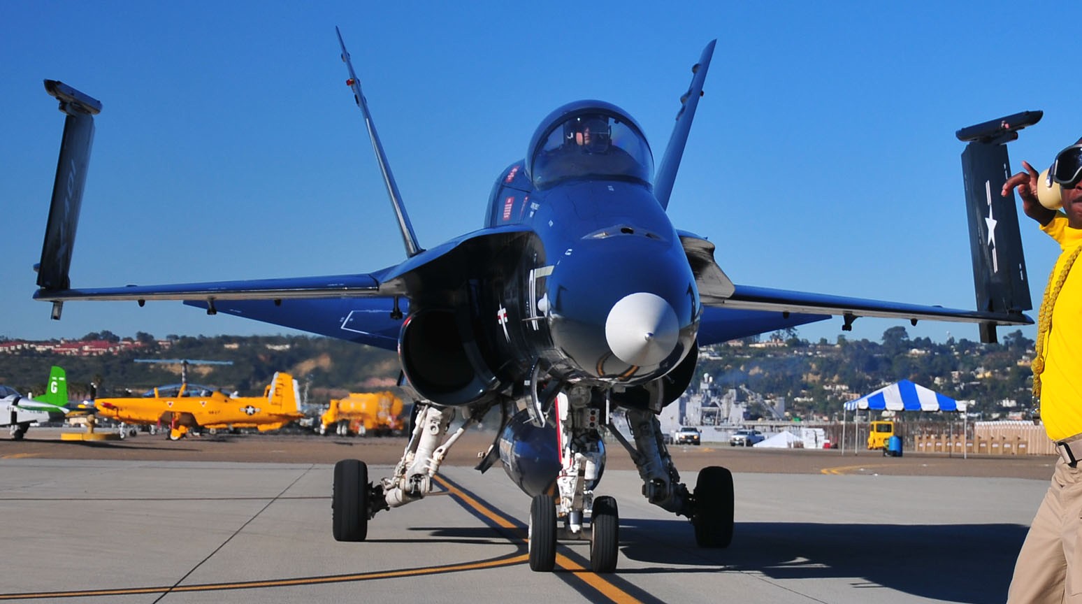 vfa-204 river rattlers f/a-18a+ hornet strike fighter squadron us navy reserve 29 nas north island california