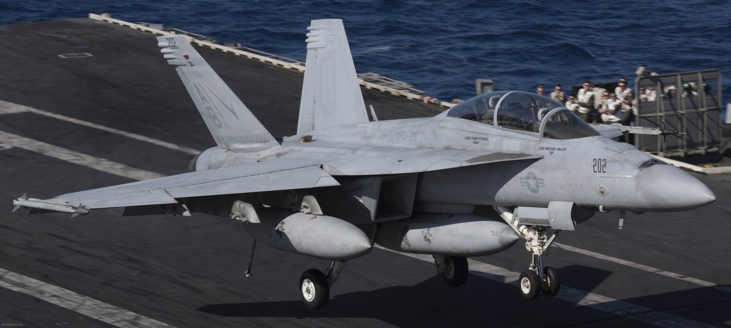 vfa-211 fighting checkmates strike fighter squadron f/a-18f super hornet navy carrier air wing cvw-1 uss harry s. truman cvn-75 33