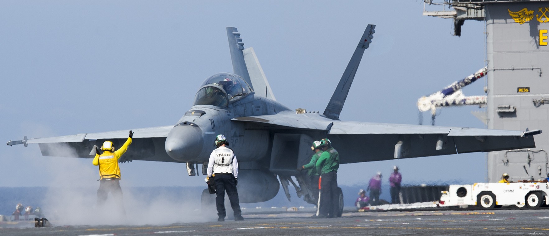 vfa-211 fighting checkmates strike fighter squadron f/a-18f super hornet navy carrier air wing cvw-1 uss harry s. truman cvn-75 40