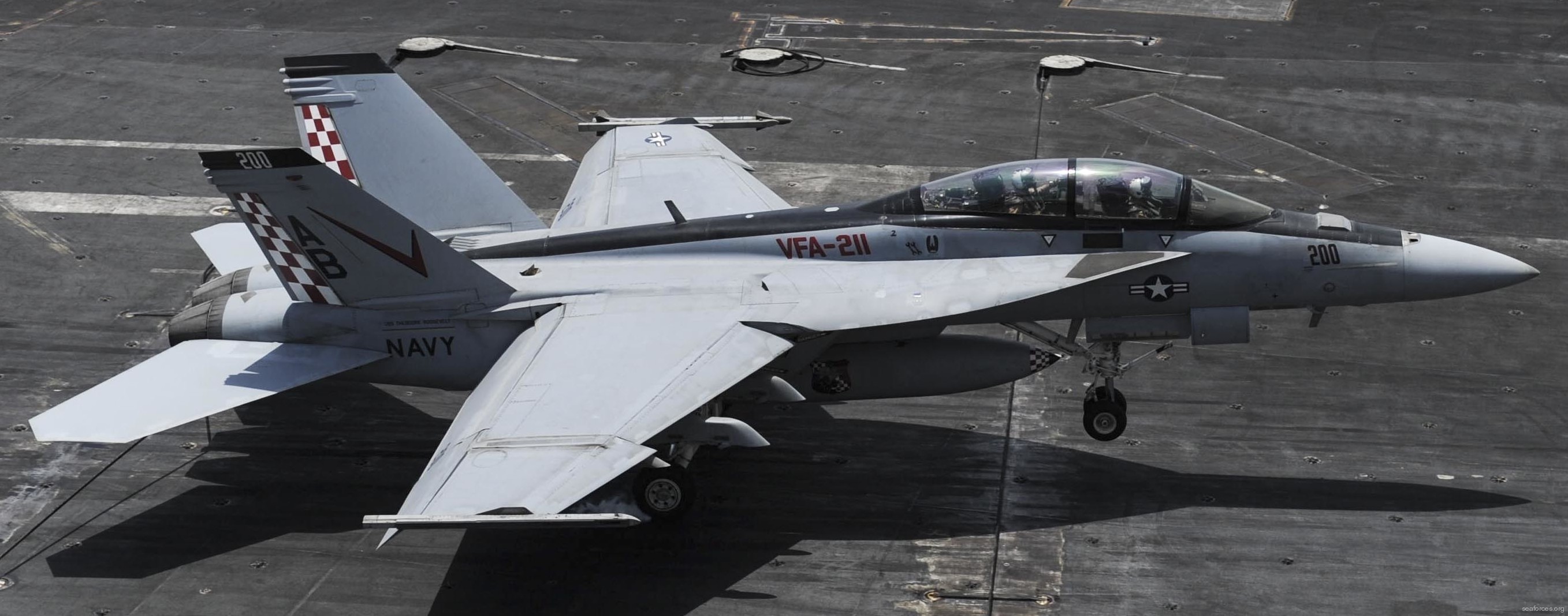 vfa-211 fighting checkmates strike fighter squadron f/a-18f super hornet navy carrier air wing cvw-1 uss theodore roosevelt cvn-71 96