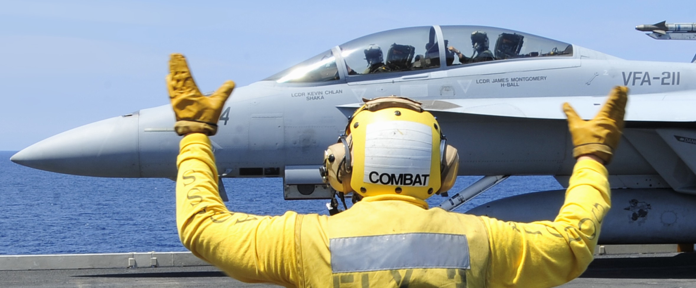 vfa-211 fighting checkmates strike fighter squadron f/a-18f super hornet navy carrier air wing cvw-1 uss enterprise cvn-65 110