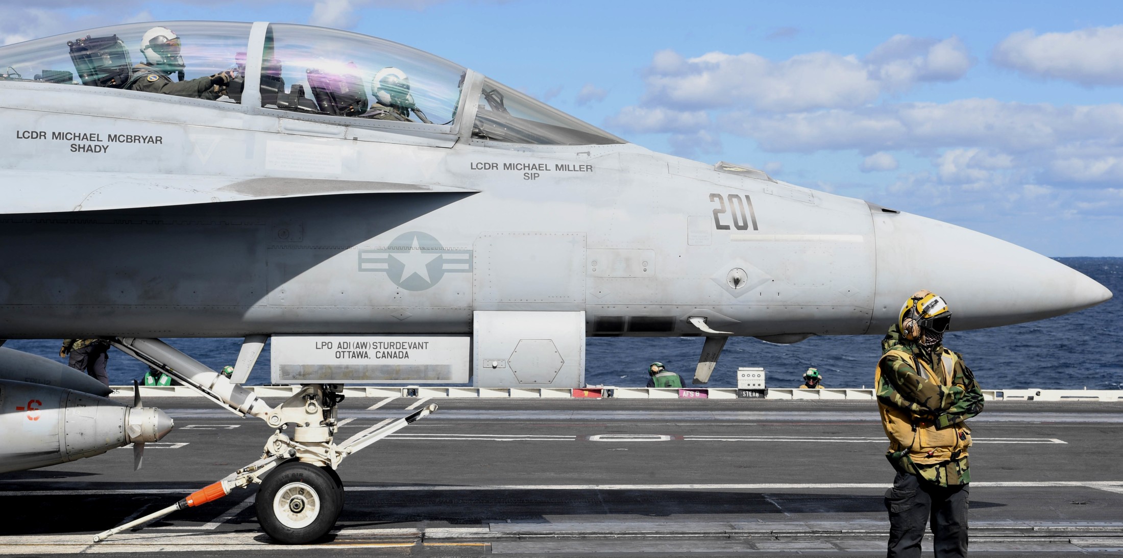 vfa-211 fighting checkmates strike fighter squadron f/a-18f super hornet navy carrier air wing cvw-1 uss harry s. truman cvn-75 118