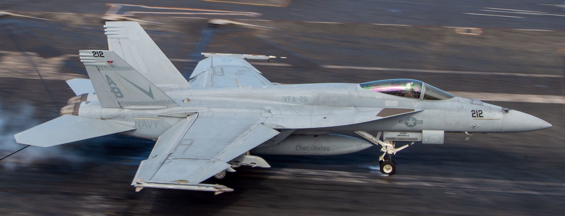 vfa-211 fighting checkmates strike fighter squadron f/a-18e super hornet cvw-1 uss harry s. truman cvn-75 138