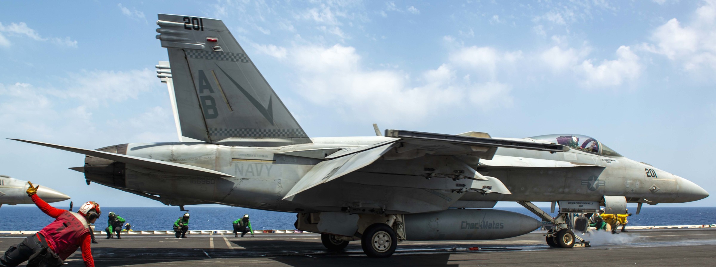 vfa-211 fighting checkmates strike fighter squadron f/a-18e super hornet cvw-1 uss harry s. truman cvn-75 159