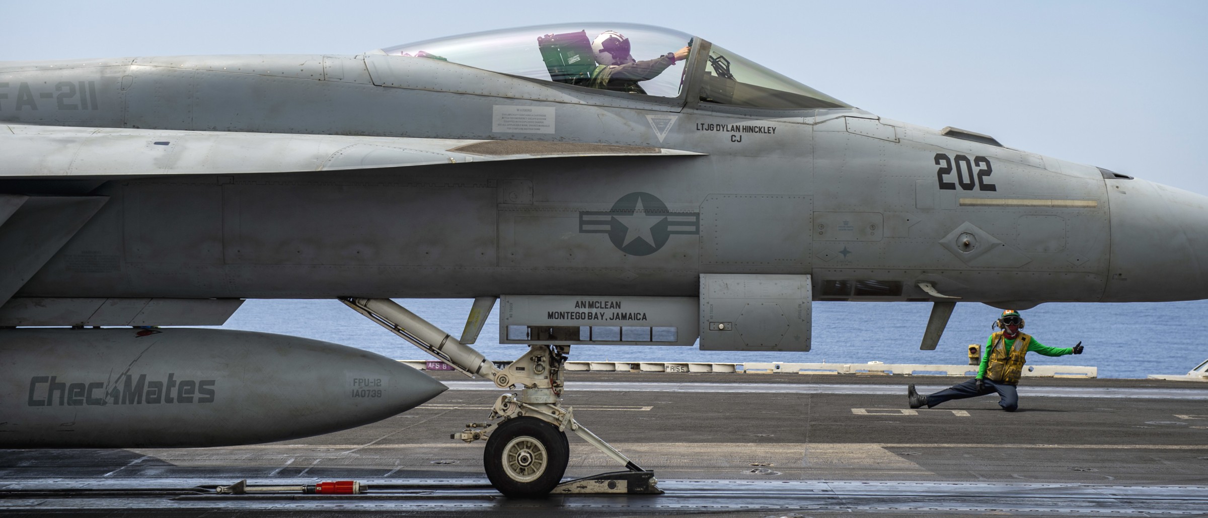 vfa-211 fighting checkmates strike fighter squadron f/a-18e super hornet cvw-1 uss harry s. truman cvn-75 161
