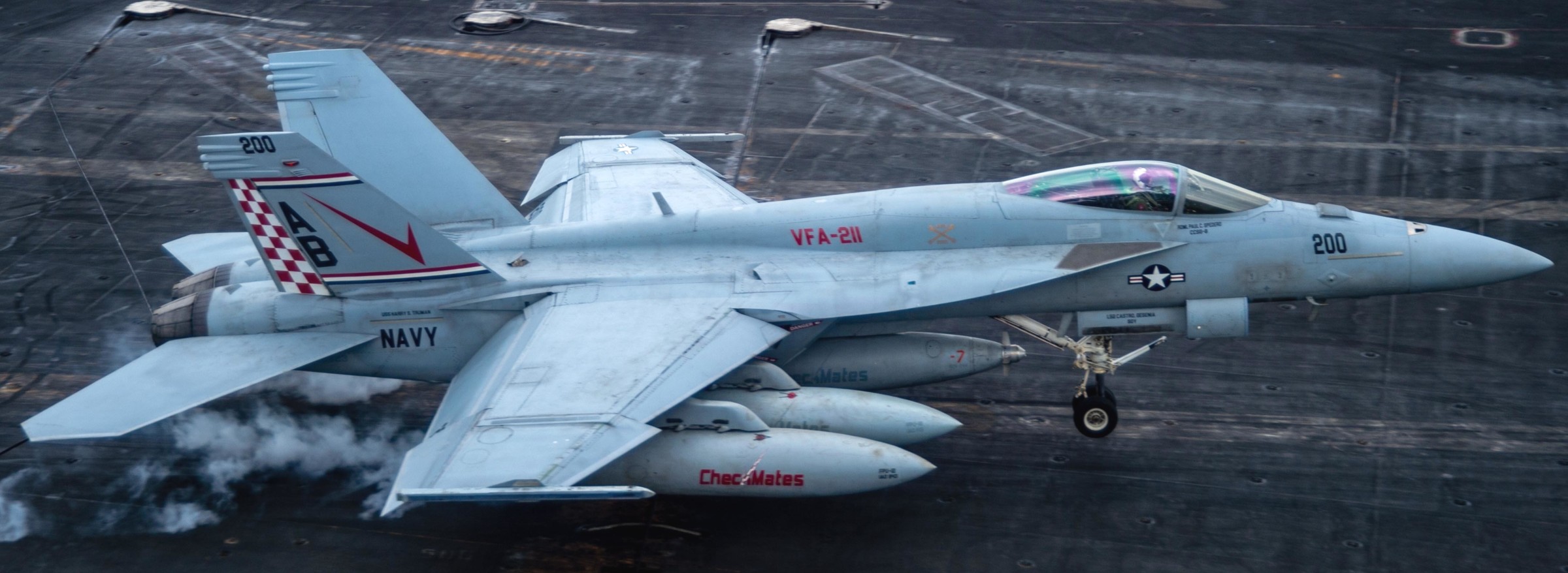 vfa-211 fighting checkmates strike fighter squadron f/a-18e super hornet cvw-1 uss harry s. truman cvn-75 163