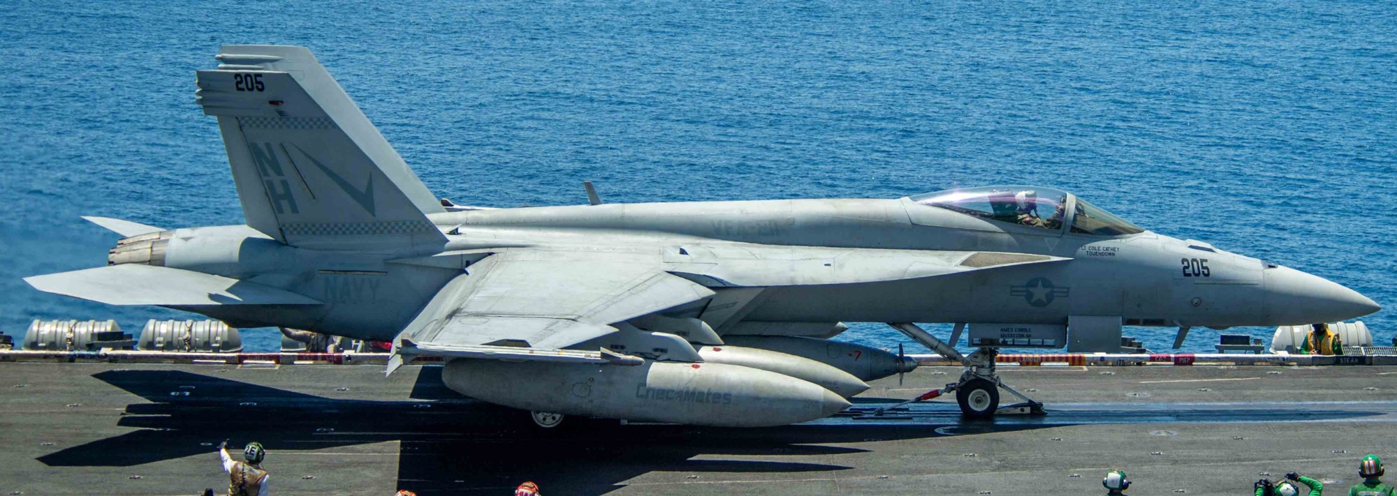 vfa-211 fighting checkmates strike fighter squadron f/a-18e super hornet cvw-11 uss theodore roosevelt cvn-71 171