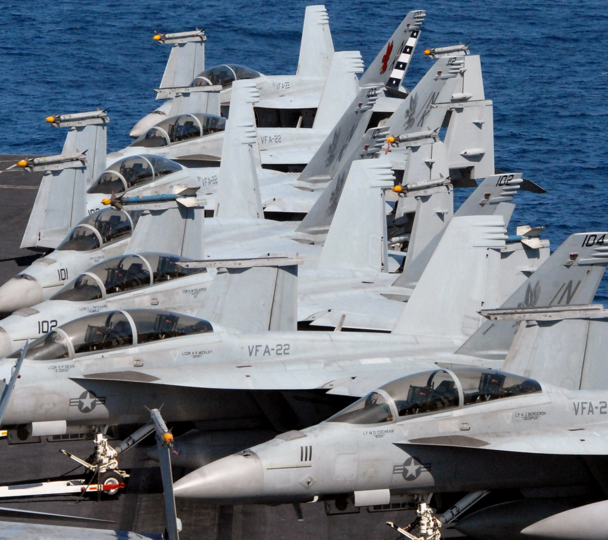 vfa-22 fighting redcocks strike fighter squadron f/a-18f super hornet cvn-76 uss ronald reagan cvw-14 us navy 14