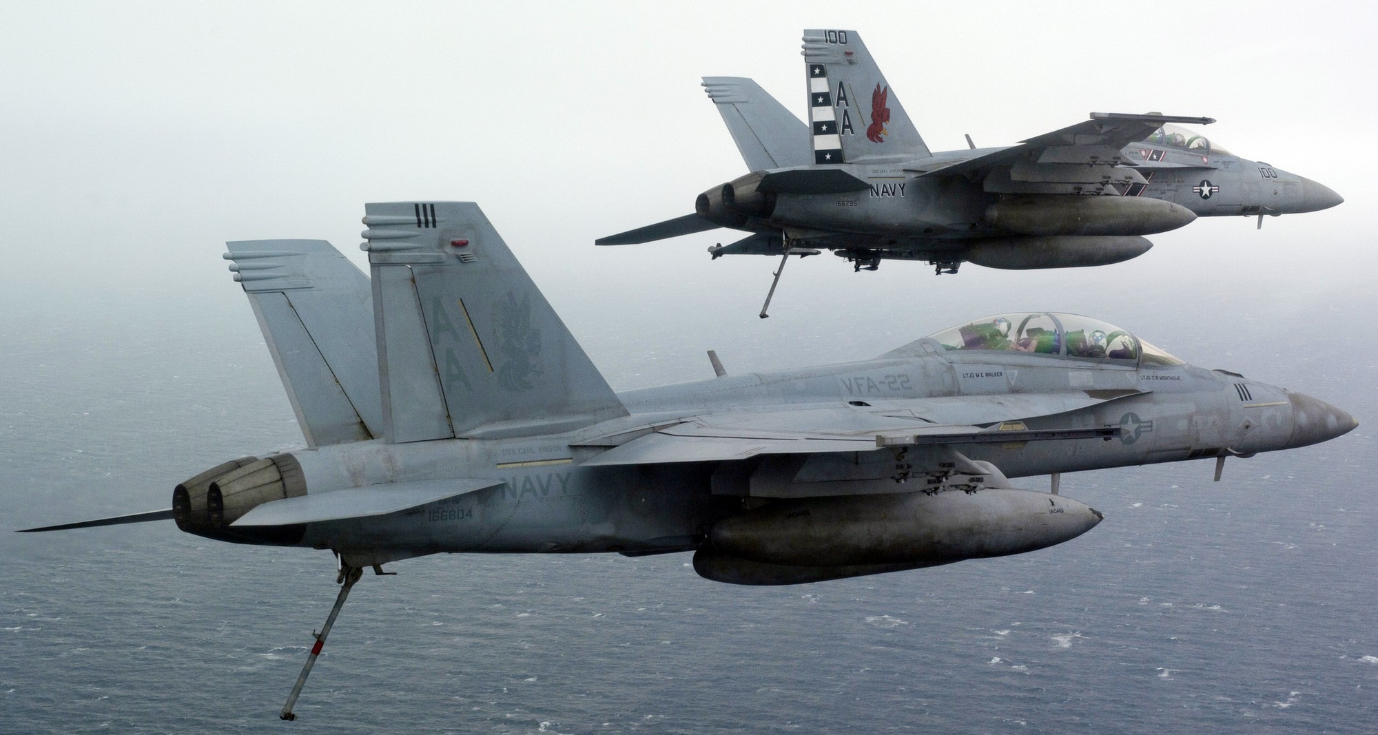 vfa-22 fighting redcocks strike fighter squadron f/a-18f super hornet cvn-70 uss carl vinson cvw-17 us navy 33
