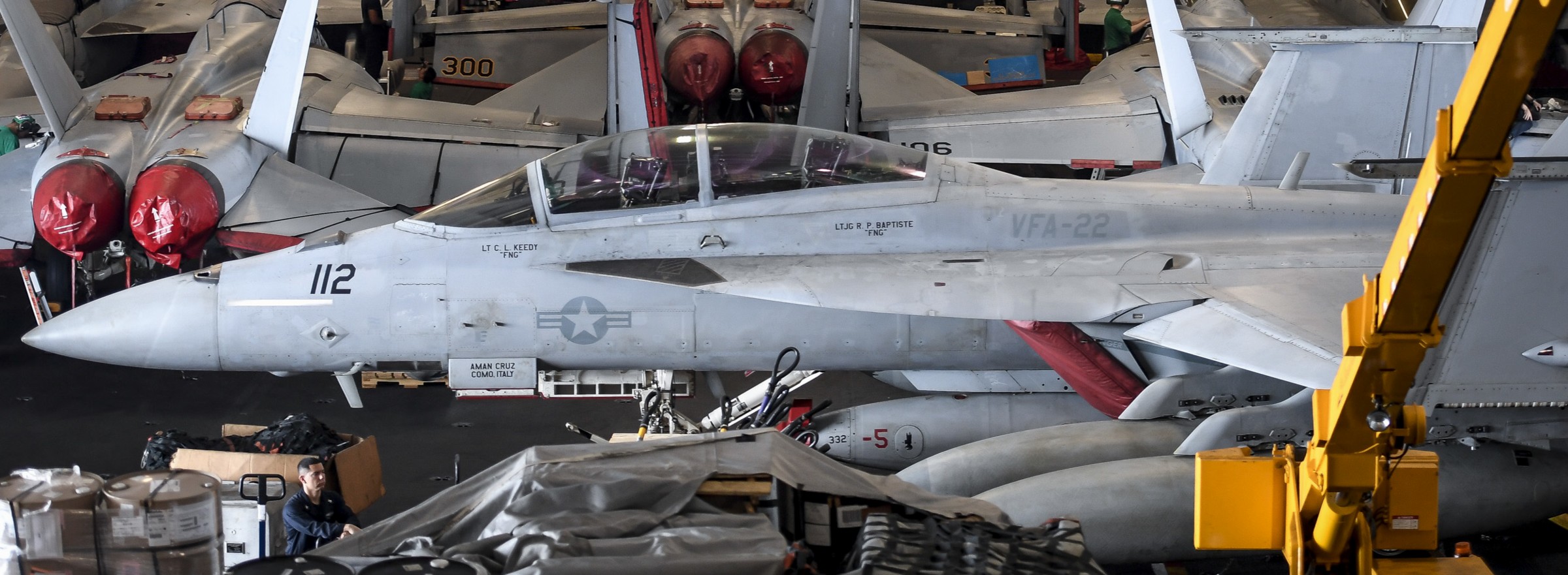 vfa-22 fighting redcocks strike fighter squadron f/a-18f super hornet cvn-71 uss theodore roosevelt cvw-17 us navy 66