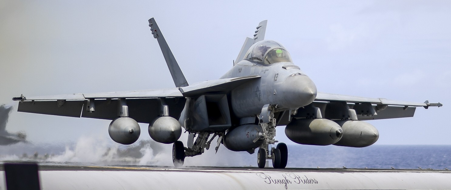 vfa-22 fighting redcocks strike fighter squadron f/a-18f super hornet cvn-71 uss theodore roosevelt cvw-17 us navy 67