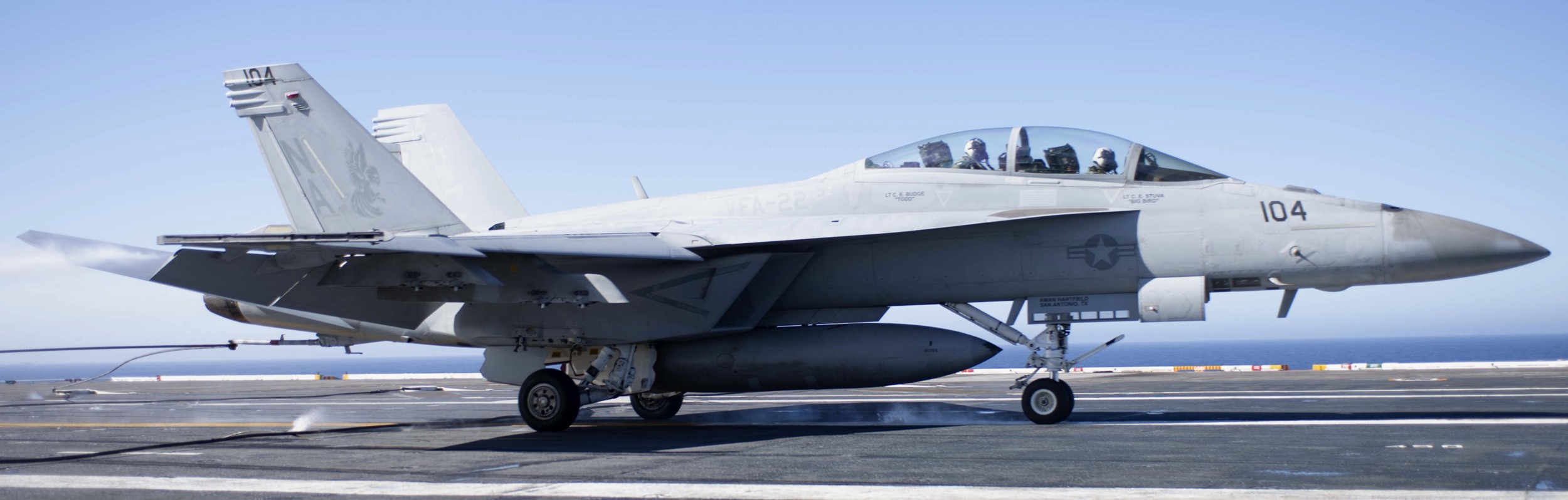 vfa-22 fighting redcocks strike fighter squadron f/a-18f super hornet cvn-68 uss nimitz cvw-17 us navy 98