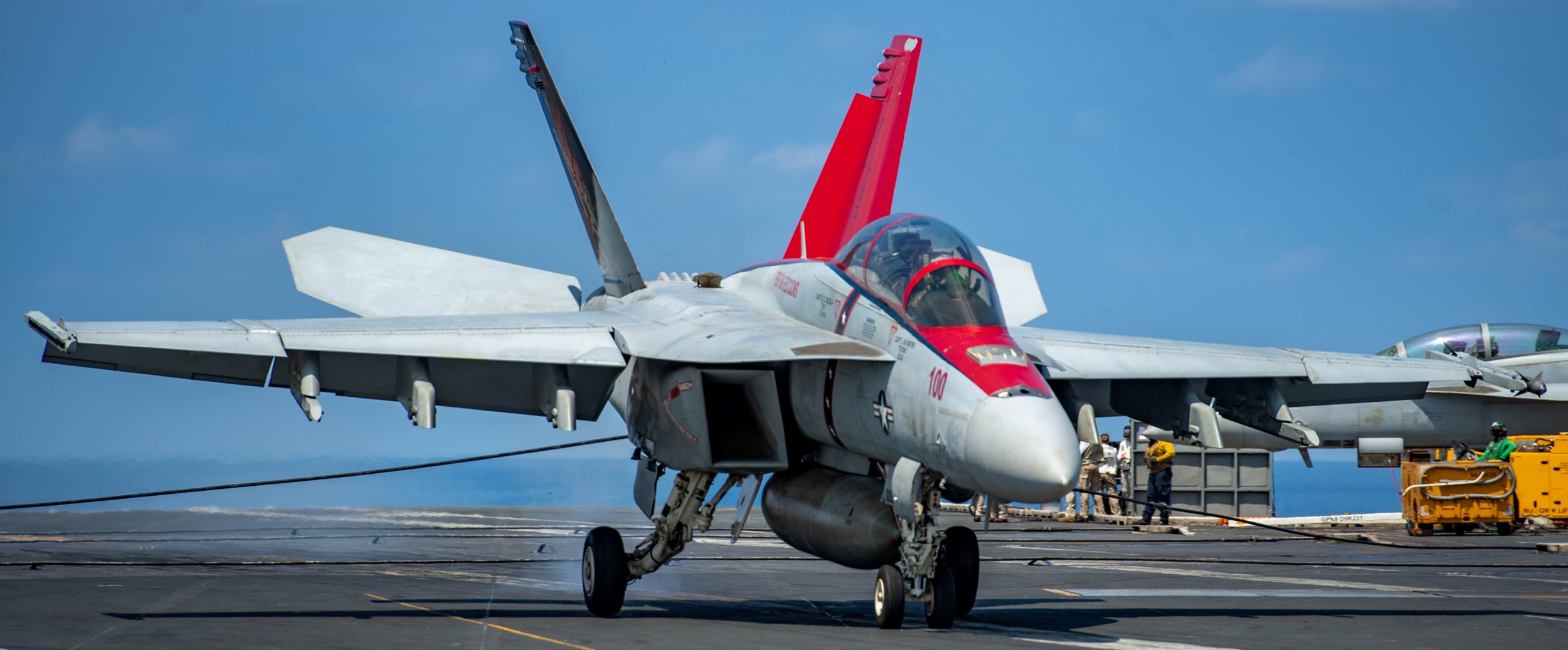 vfa-22 fighting redcocks strike fighter squadron f/a-18f super hornet cvw-17 cvn-68 uss nimitz 156