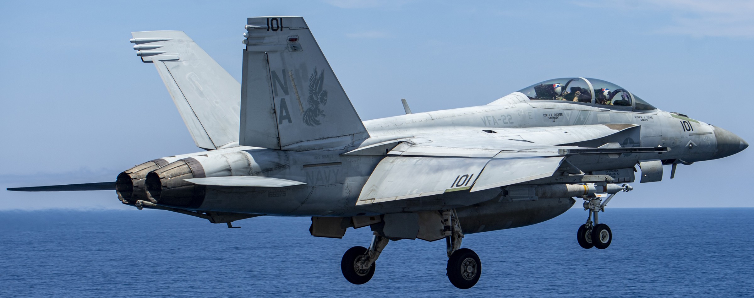 vfa-22 fighting redcocks strike fighter squadron f/a-18f super hornet cvw-17 cvn-68 uss nimitz 161