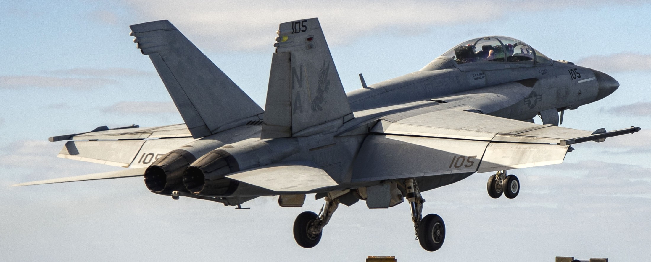 vfa-22 fighting redcocks strike fighter squadron f/a-18f super hornet cvw-17 cvn-68 uss nimitz january 2025 179