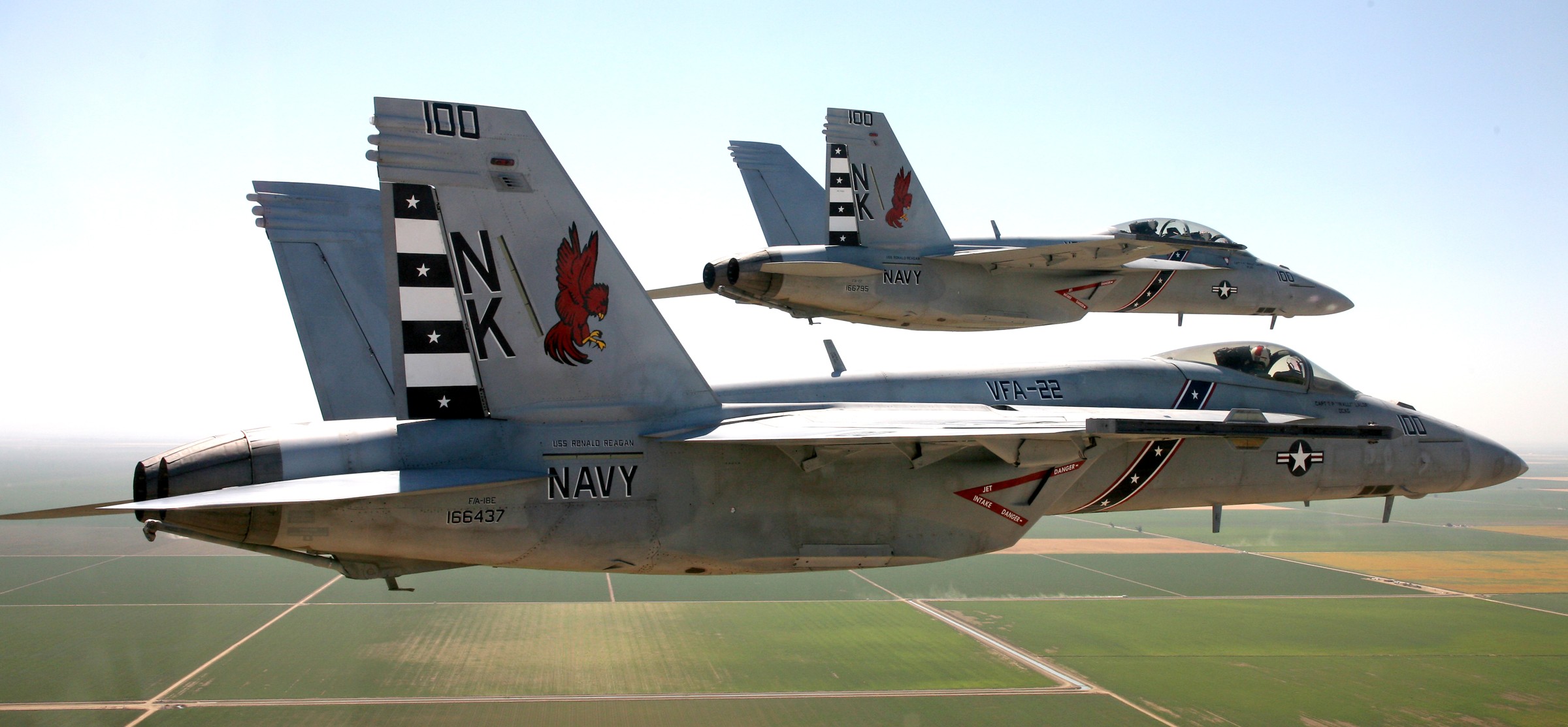 vfa-22 fighting redcocks strike fighter squadron f/a-18f super hornet cvn-76 uss ronald reagan cvw-14 nas lemoore 103