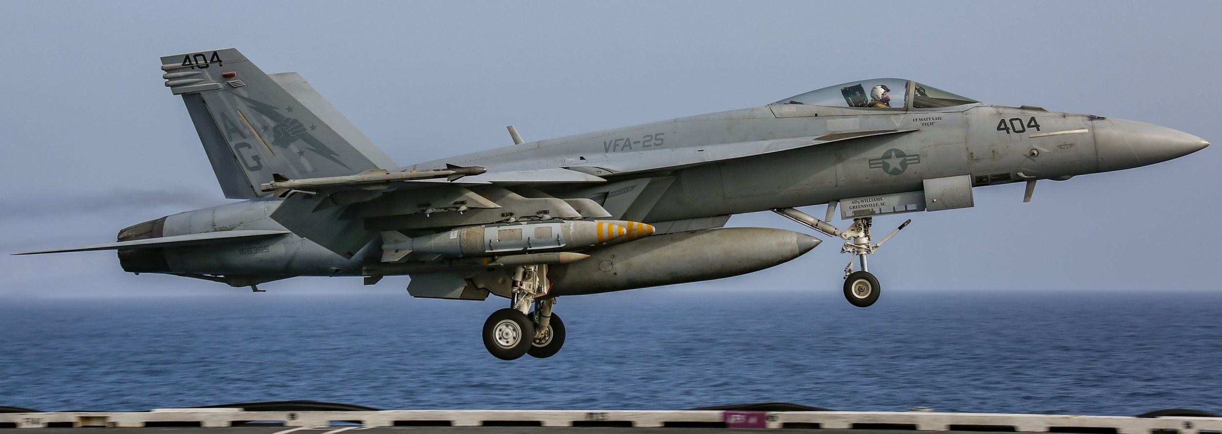 vfa-25 fist of the fleet strike fighter squadron f/a-18e super hornet cvn-72 uss abraham lincoln cvw-7 us navy 50