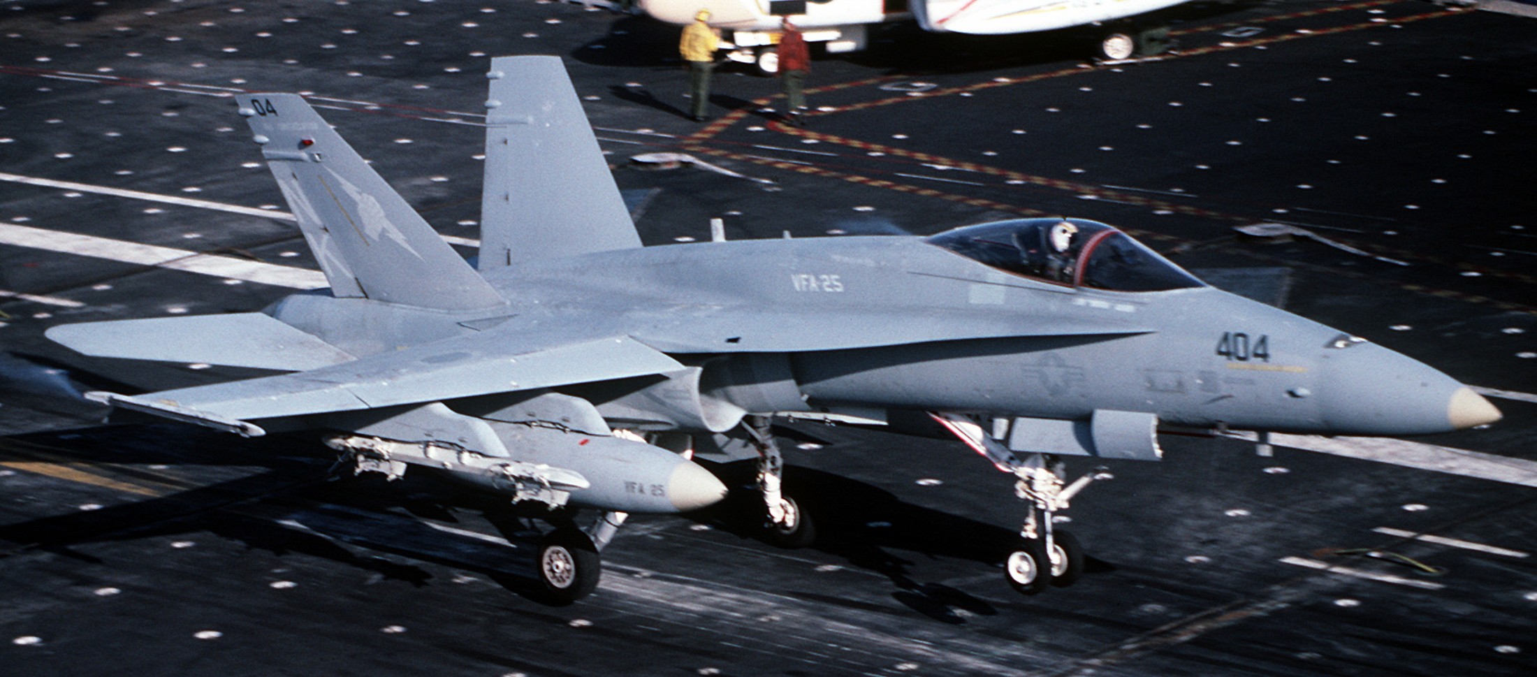 vfa-25 fist of the fleet strike fighter squadron f/a-18a hornet cv-64 uss constellation cvw-14 us navy 90p