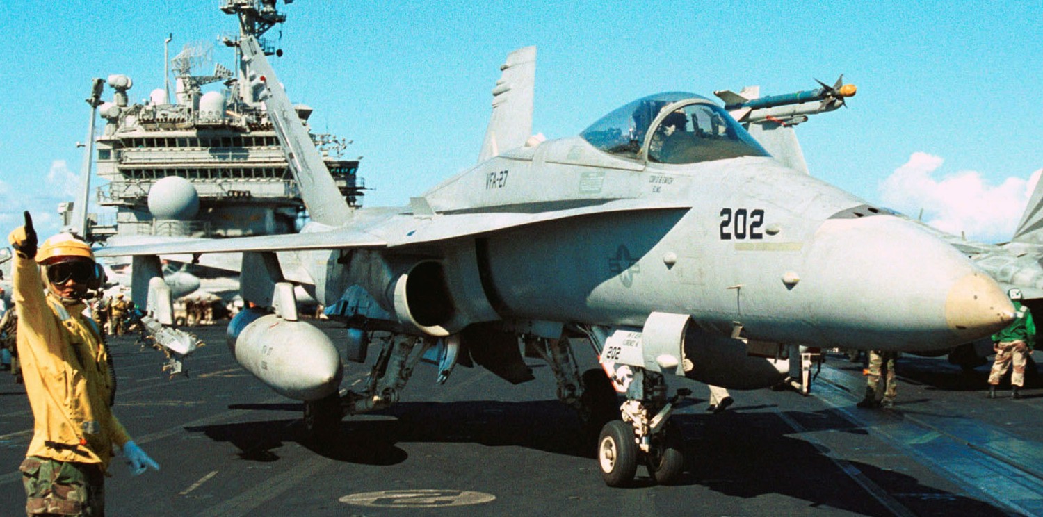 vfa-27 royal maces strike fighter squadron f/a-18c hornet cv-63 uss kitty hawk cvw-5 us navy 10
