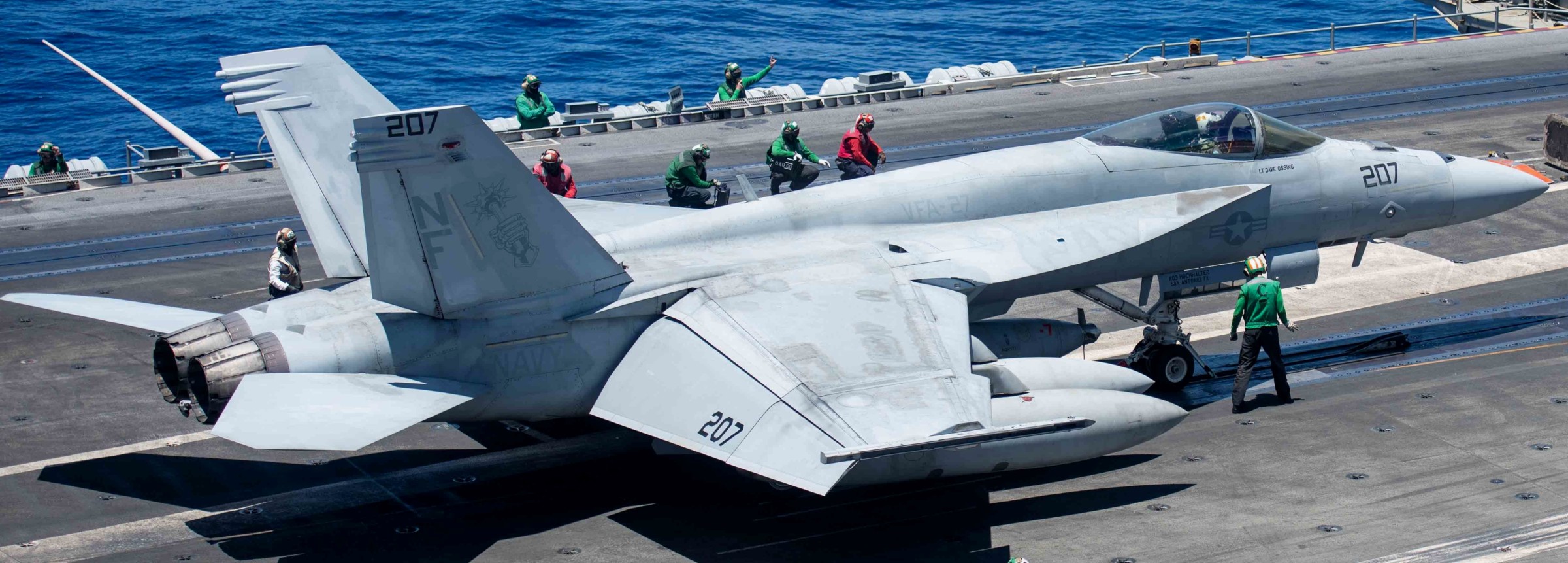 vfa-27 royal maces strike fighter squadron f/a-18e super hornet cvn-76 uss ronald reagan cvw-5 us navy 103