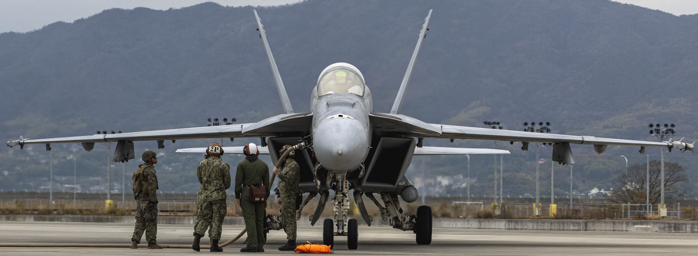 vfa-27 royal maces strike fighter squadron f/a-18e super hornet mcas iwakuni 2023 124