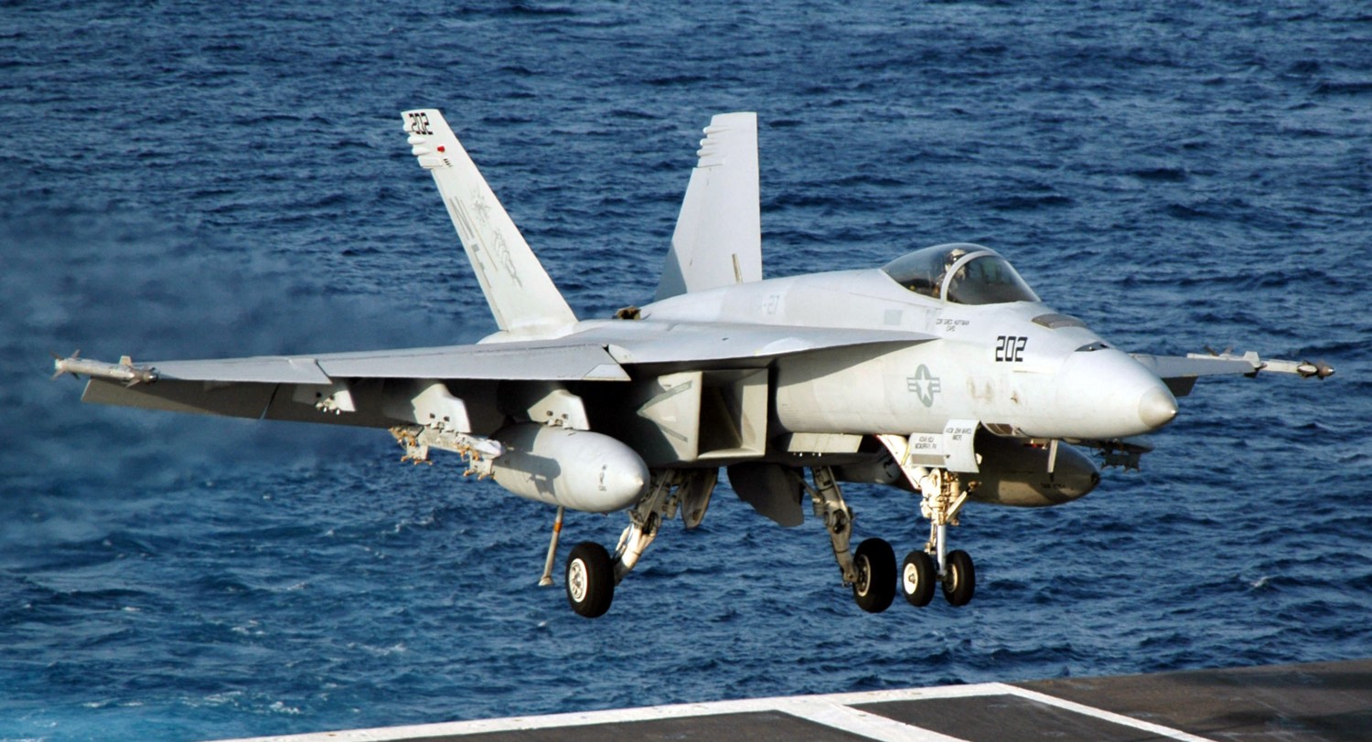 vfa-27 royal maces strike fighter squadron f/a-18e super hornet cv-63 uss kitty hawk cvw-5 us navy 193p
