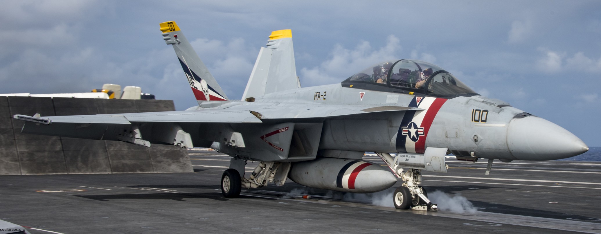 vfa-2 bounty hunters strike fighter squadron us navy f/a-18f super hornet carrier air wing cvw-2 uss carl vinson cvn-70 20