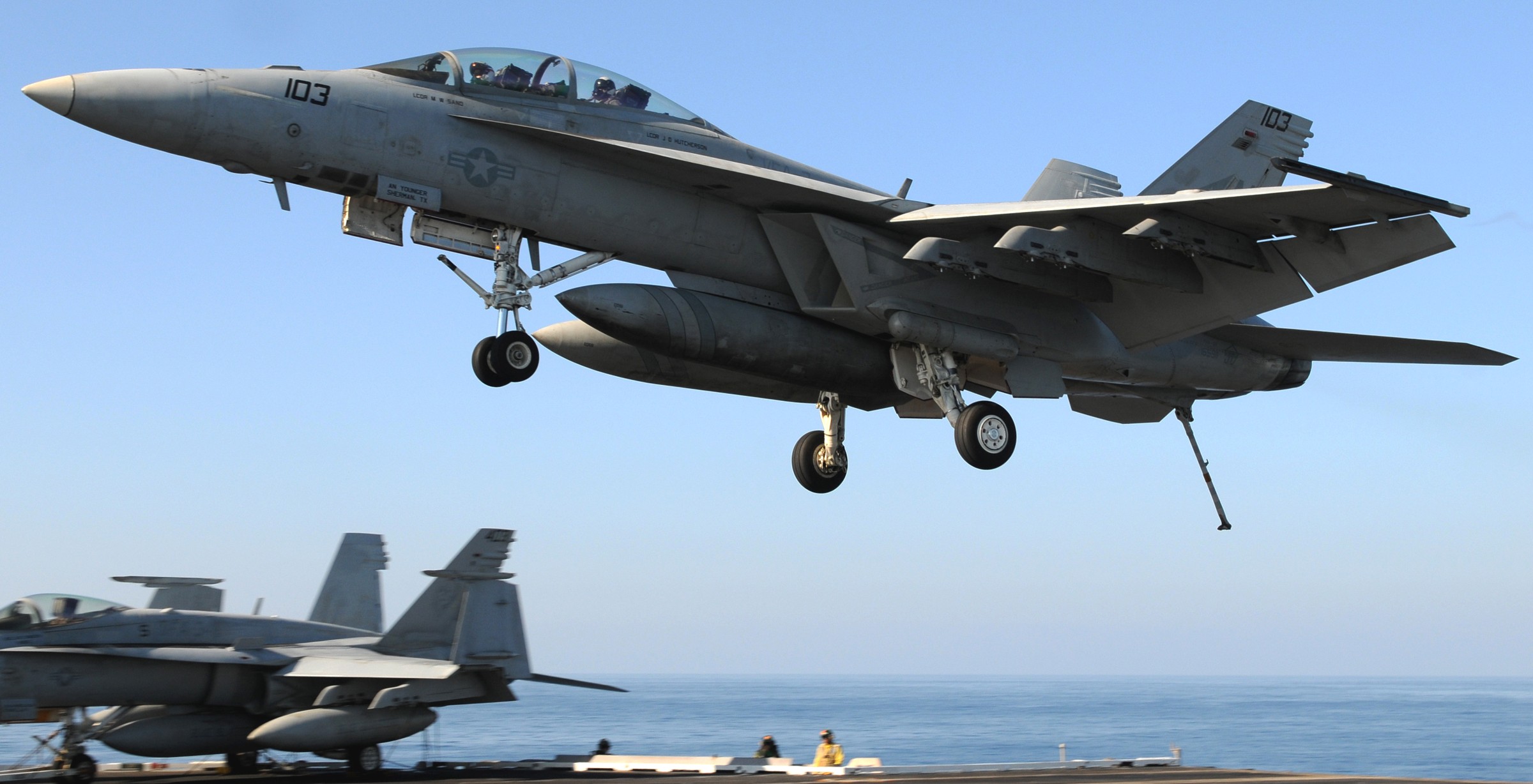 vfa-2 bounty hunters strike fighter squadron us navy f/a-18f super hornet carrier air wing cvw-2 uss abraham lincoln cvn-72 40