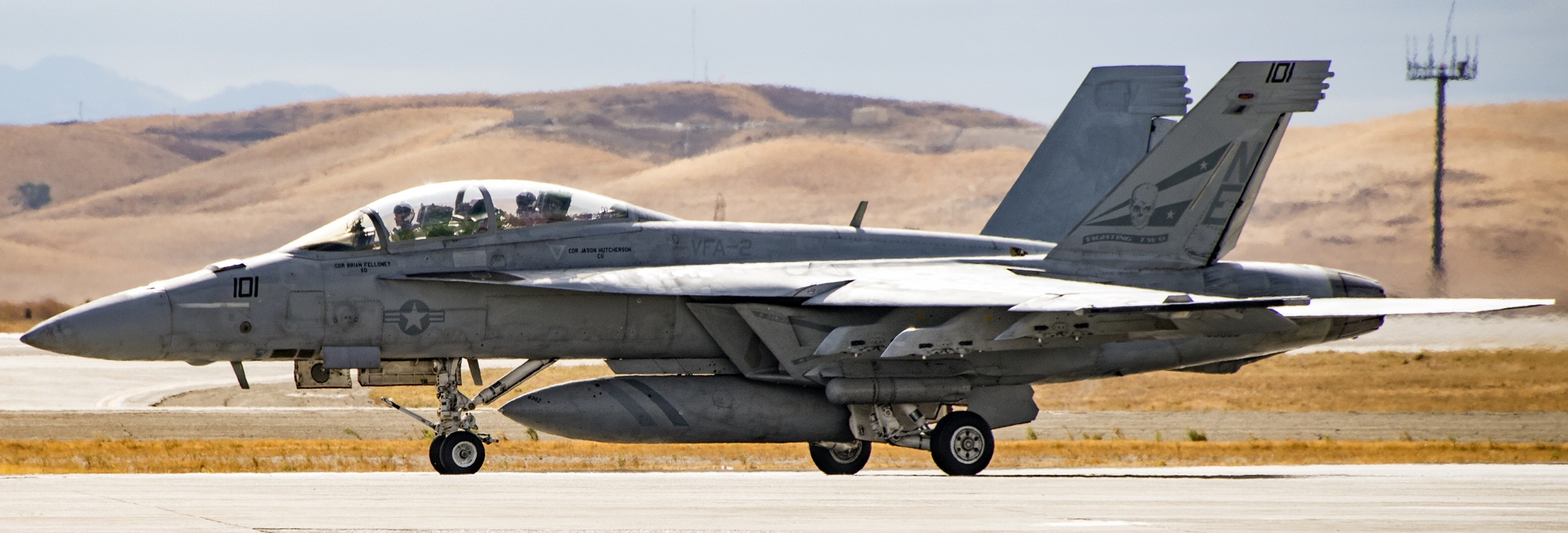 vfa-2 bounty hunters strike fighter squadron us navy f/a-18f super hornet travis afb california 61