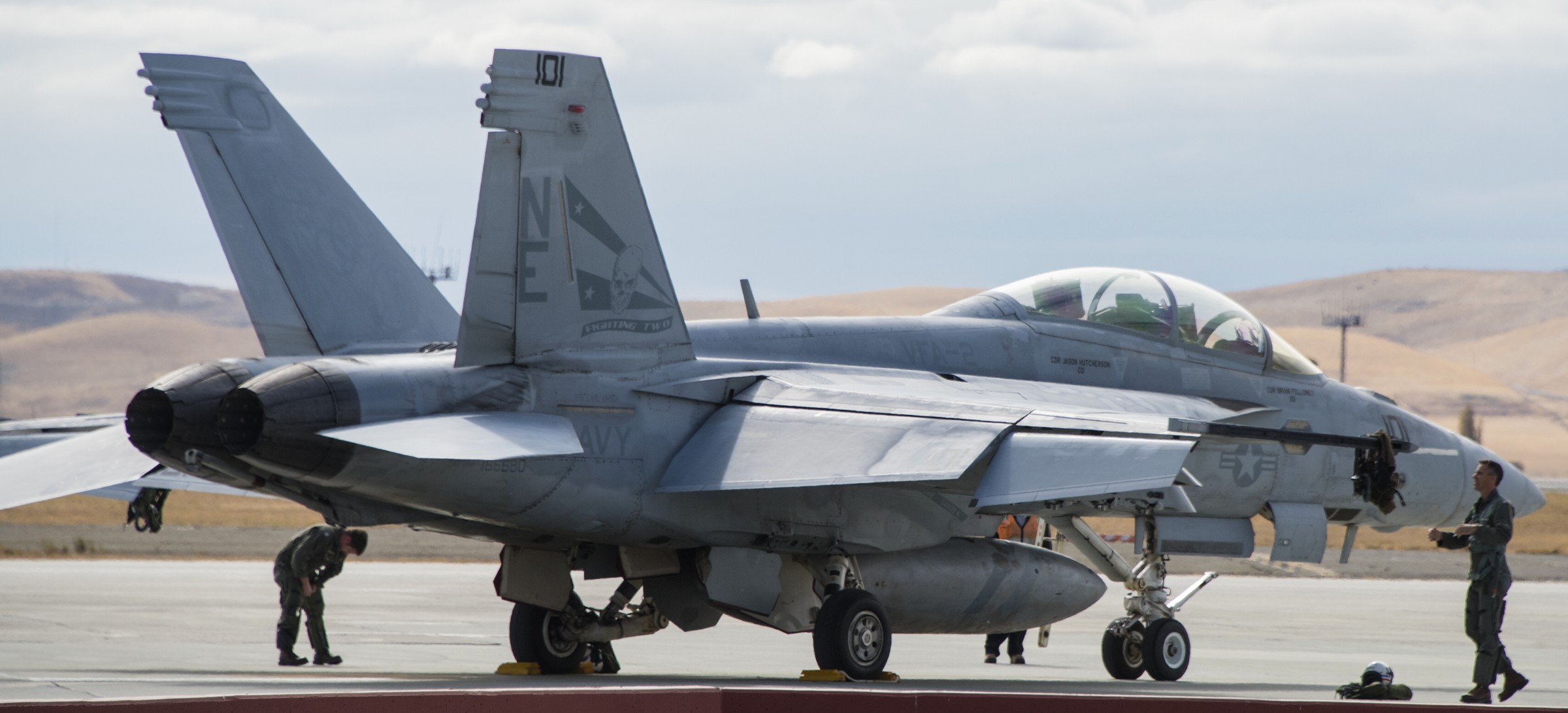 vfa-2 bounty hunters strike fighter squadron us navy f/a-18f super hornet travis afb california 63