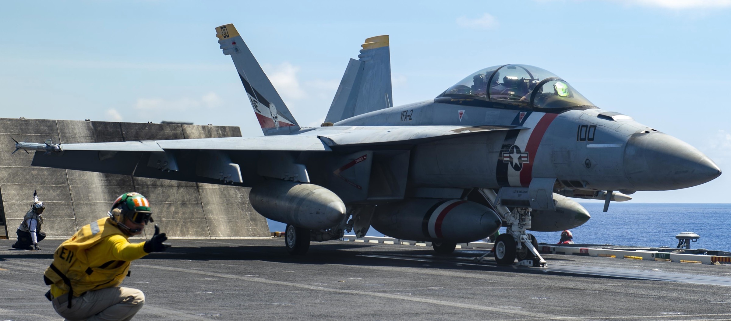 vfa-2 bounty hunters strike fighter squadron us navy f/a-18f super hornet carrier air wing cvw-2 uss carl vinson cvn-70 74