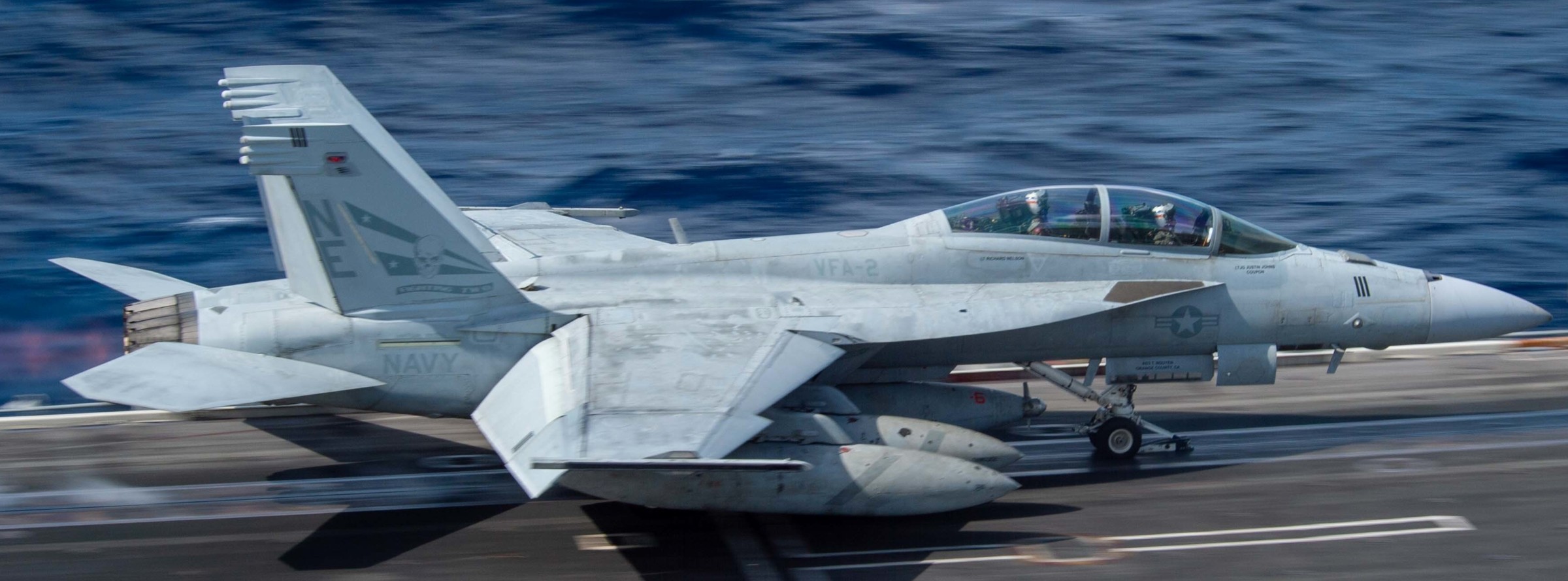 vfa-2 bounty hunters strike fighter squadron us navy f/a-18f super hornet carrier air wing cvw-2 uss carl vinson cvn-70 96