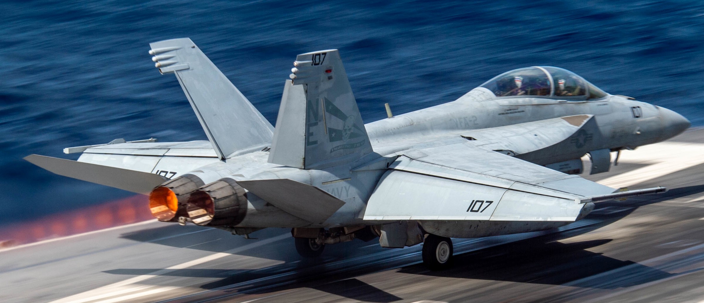 vfa-2 bounty hunters strike fighter squadron us navy f/a-18f super hornet carrier air wing cvw-2 uss carl vinson cvn-70 97