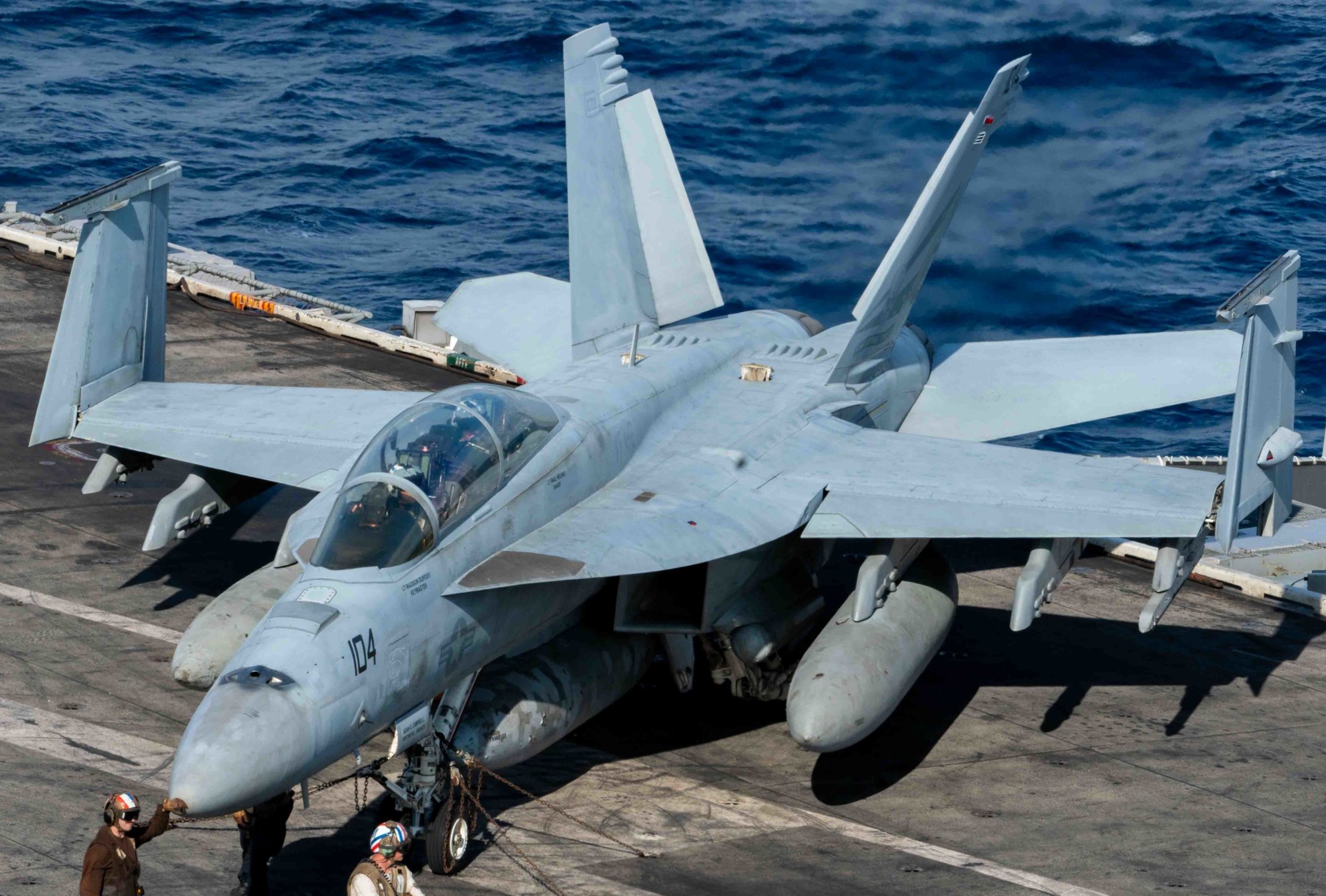 vfa-2 bounty hunters strike fighter squadron us navy f/a-18f super hornet carrier air wing cvw-2 uss carl vinson cvn-70 111