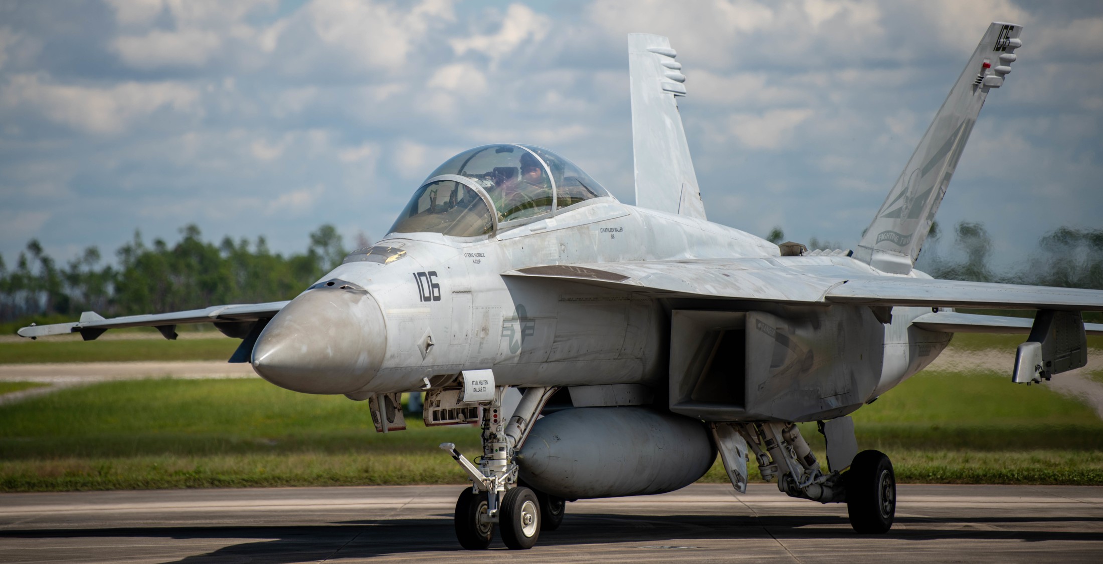 vfa-2 bounty hunters strike fighter squadron us navy f/a-18f super hornet tyndall afb florida wsep east 126