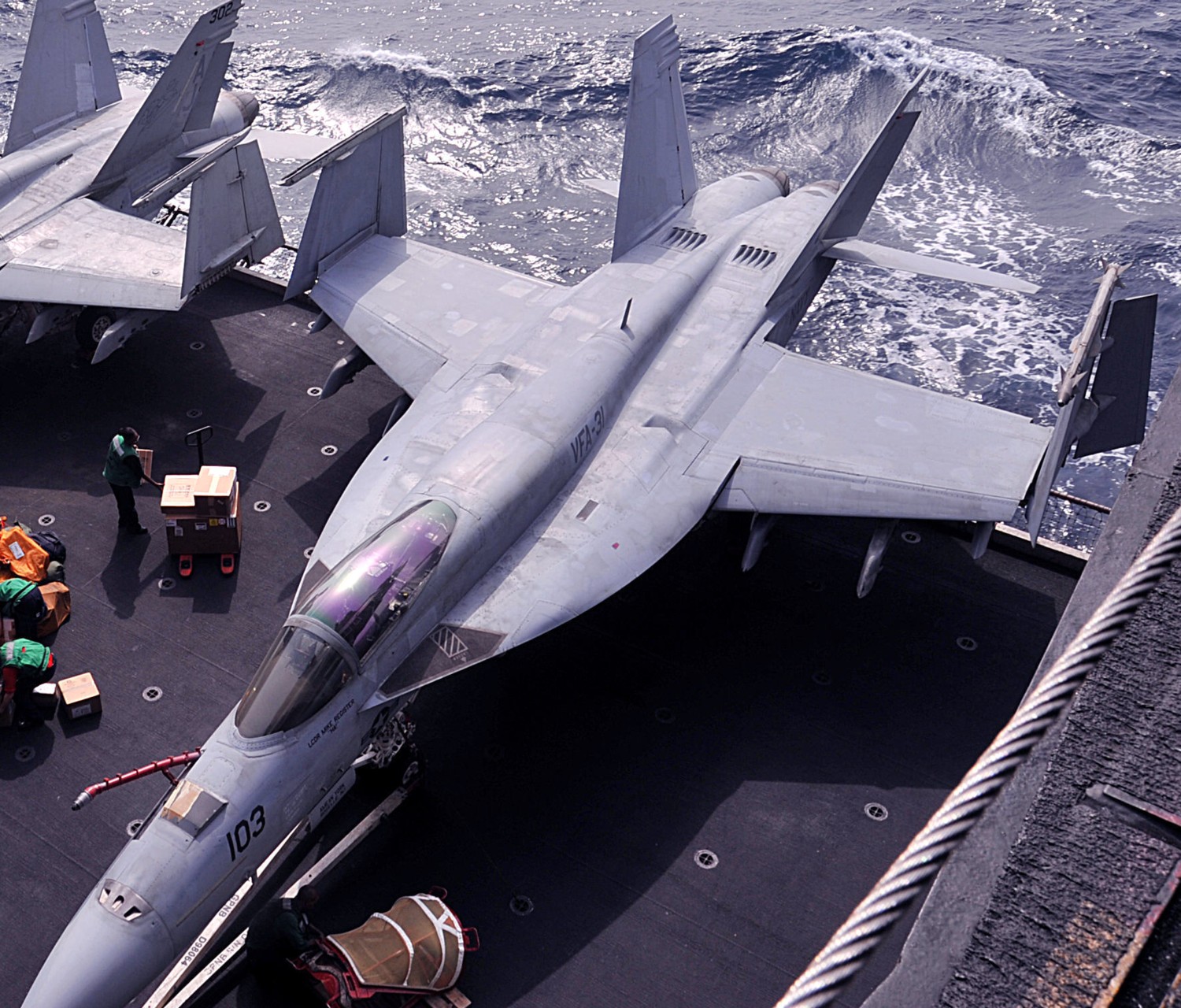 vfa-31 tomcatters strike fighter squadron f/a-18e super hornet us navy cvn-77 uss george h. w. bush cvw-8 20