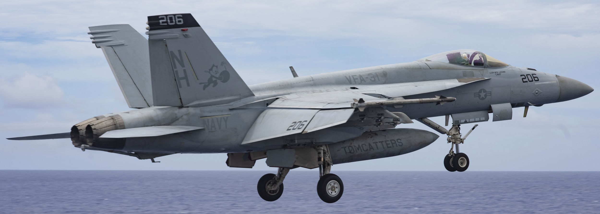 vfa-31 tomcatters strike fighter squadron f/a-18e super hornet us navy cvn-71 uss theodore roosevelt cvw-11 76