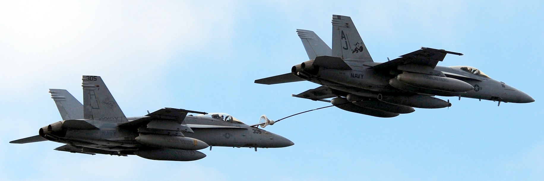 vfa-31 tomcatters strike fighter squadron f/a-18e super hornet us navy cvw-8 refueling buddy-buddy 54p