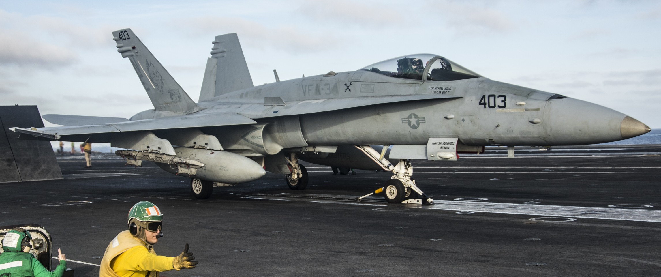 vfa-34 blue blasters strike fighter squadron f/a-18c hornet cvn-70 uss carl vinson cvw-2 us navy 54