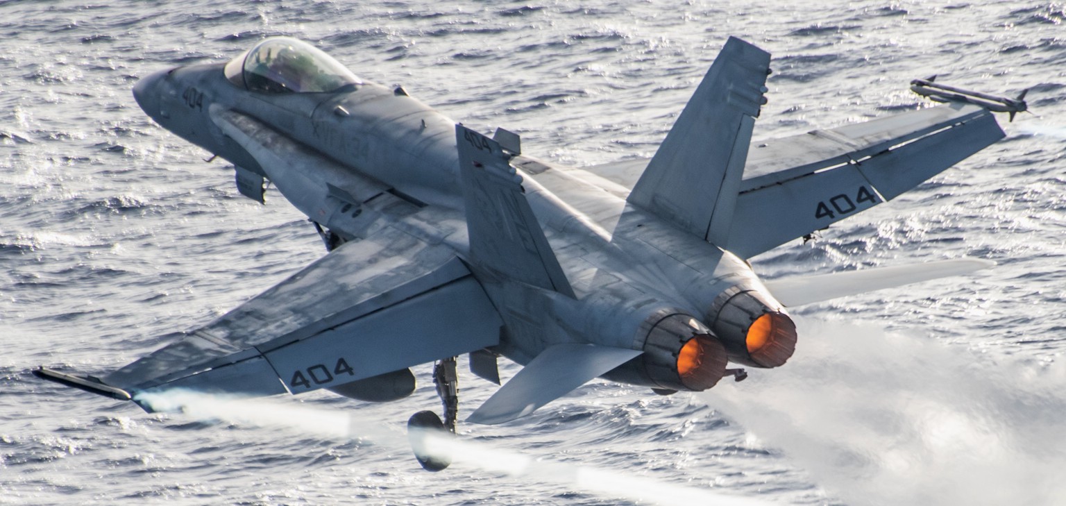 vfa-34 blue blasters strike fighter squadron f/a-18c hornet cvn-70 uss carl vinson cvw-2 us navy 55