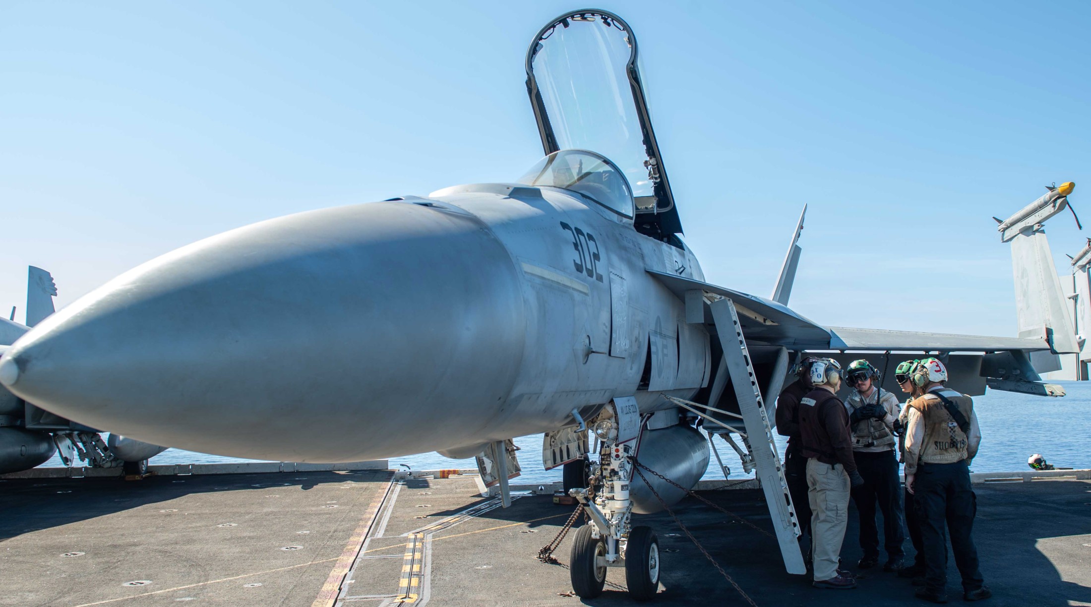 vfa-34 blue blasters strike fighter squadron f/a-18e super hornet cvw-11 cvn-71 uss theodore roosevelt 2024 121