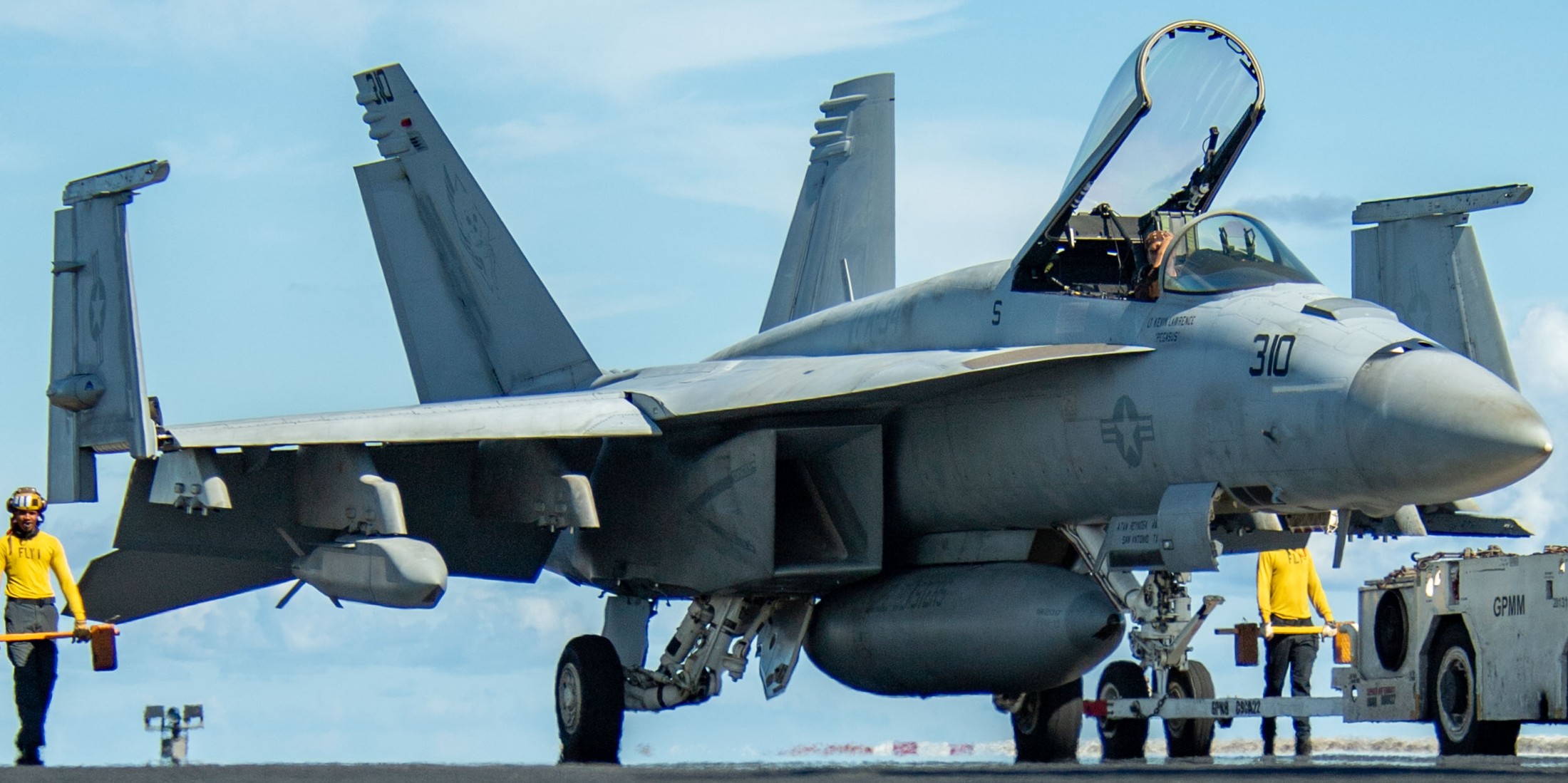 vfa-34 blue blasters strike fighter squadron f/a-18e super hornet cvw-11 cvn-71 uss theodore roosevelt may 2024