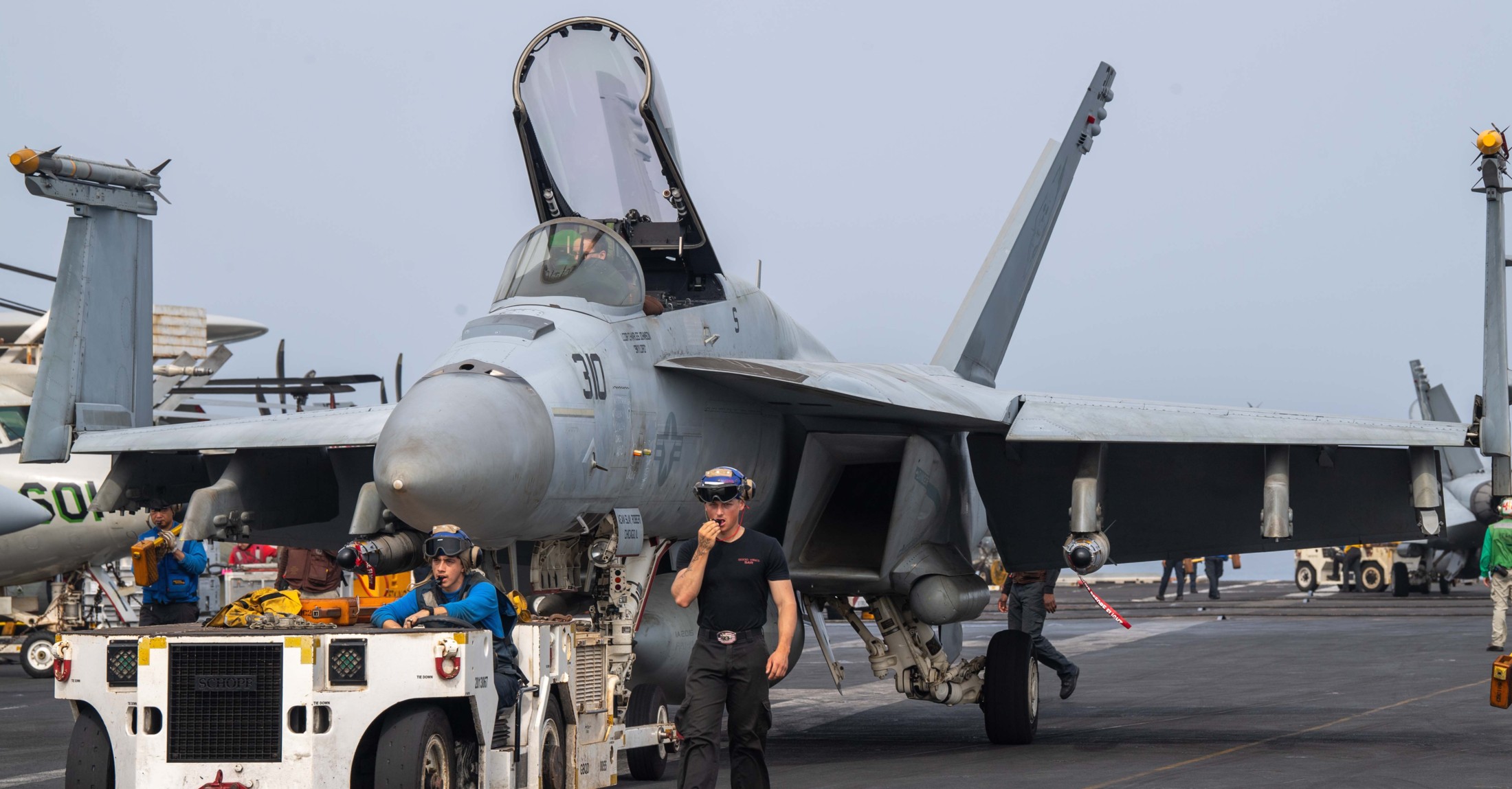 vfa-34 blue blasters strike fighter squadron f/a-18e super hornet cvw-11 cvn-71 uss theodore roosevelt 2024 126
