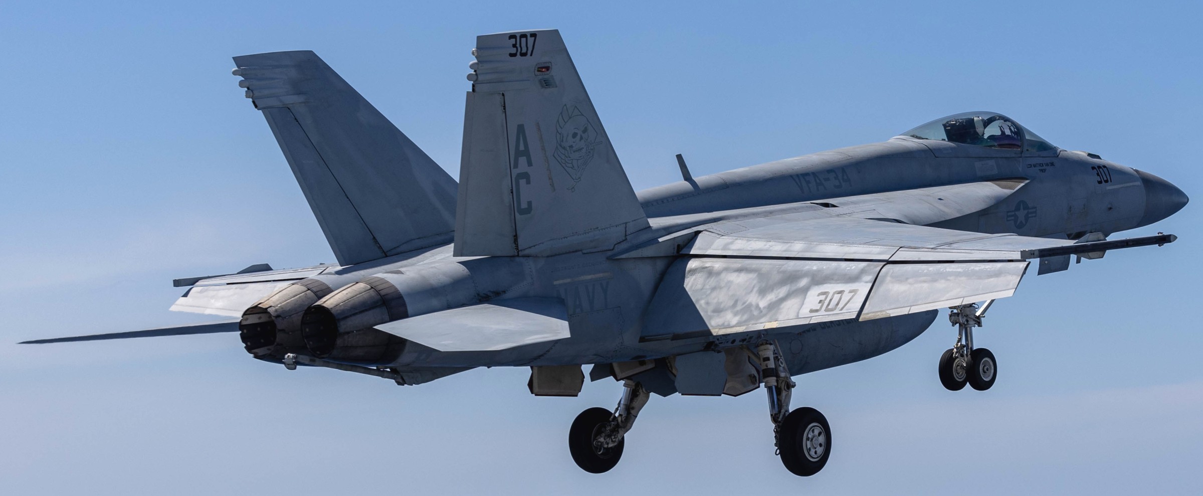 vfa-34 blue blasters strike fighter squadron f/a-18e super hornet cvw-3 carrier qualifications uss george h. w. bush cvn 77 2025
