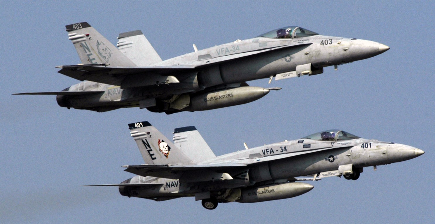 vfa-34 blue blasters strike fighter squadron f/a-18c hornet nas oceana air show 2006