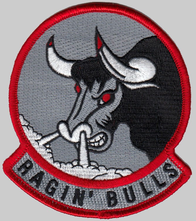 vfa-37 ragin' bulls insignia crest patch badge strike fighter squadron f/a-18e super hornet us navy 03p