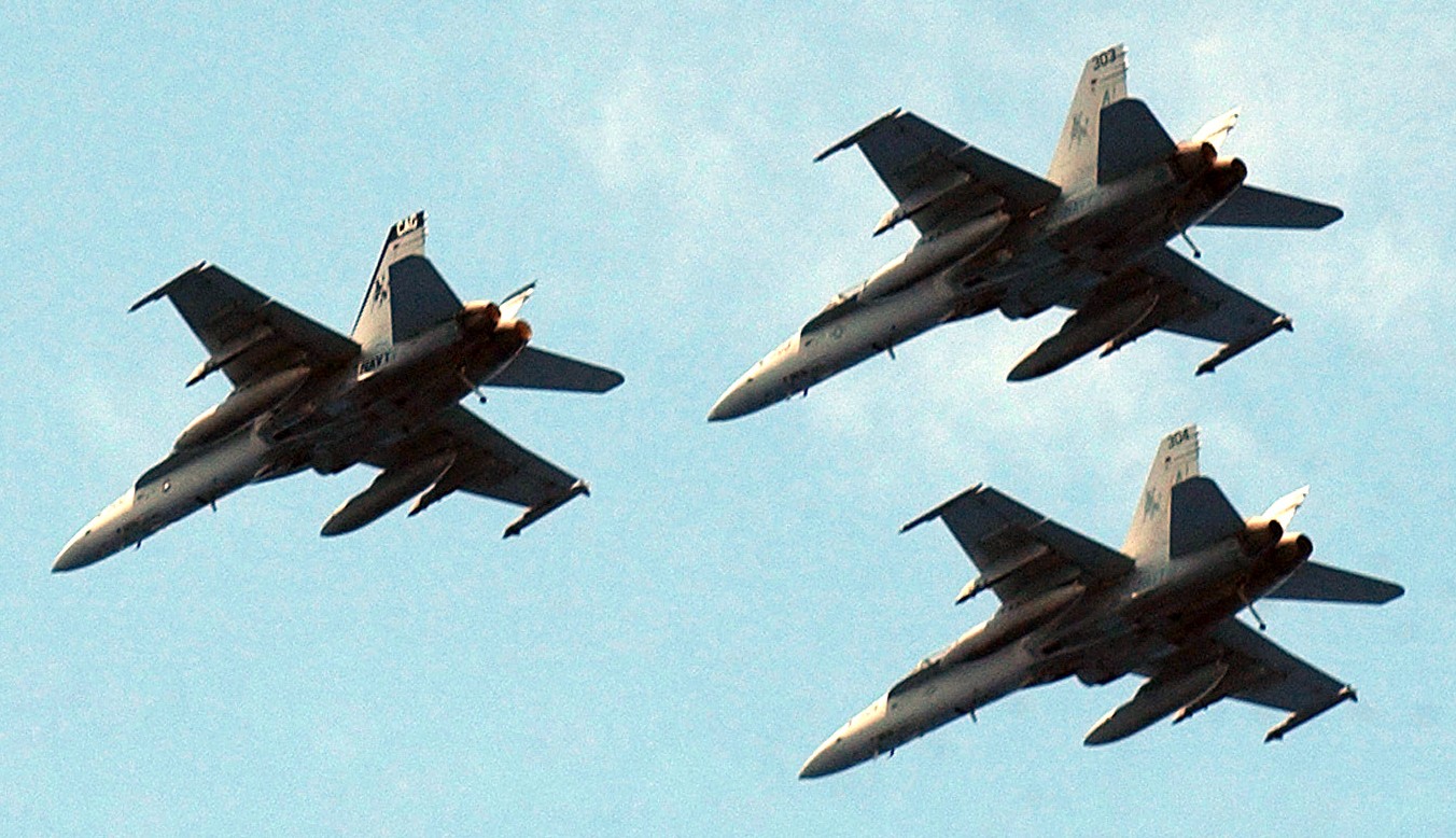 vfa-37 ragin' bulls strike fighter squadron f/a-18c hornet cvw-3 uss harry s. truman cvn-75 us navy 90p