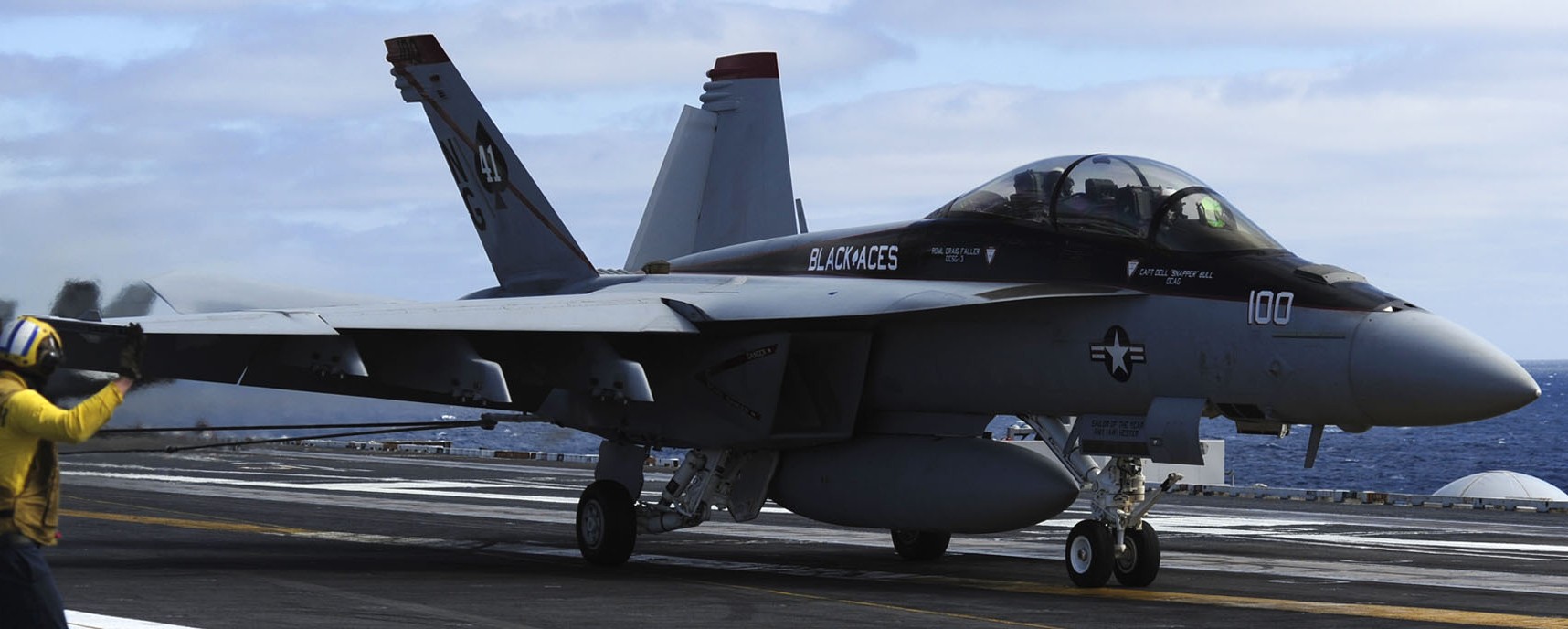 vfa-41 black aces strike fighter squadron f/a-18f super hornet cvw-9 cvn-70 uss john c. stennis us navy 14