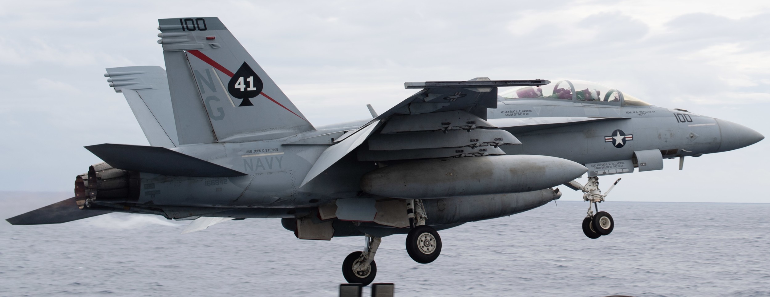 vfa-41 black aces strike fighter squadron f/a-18f super hornet cvw-9 cvn-70 uss john c. stennis us navy 46